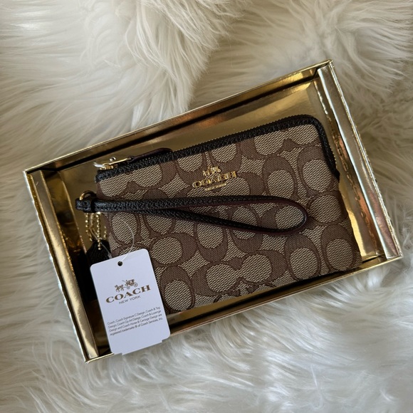 COACH Wristlet for Bundle - Picture 3 of 5